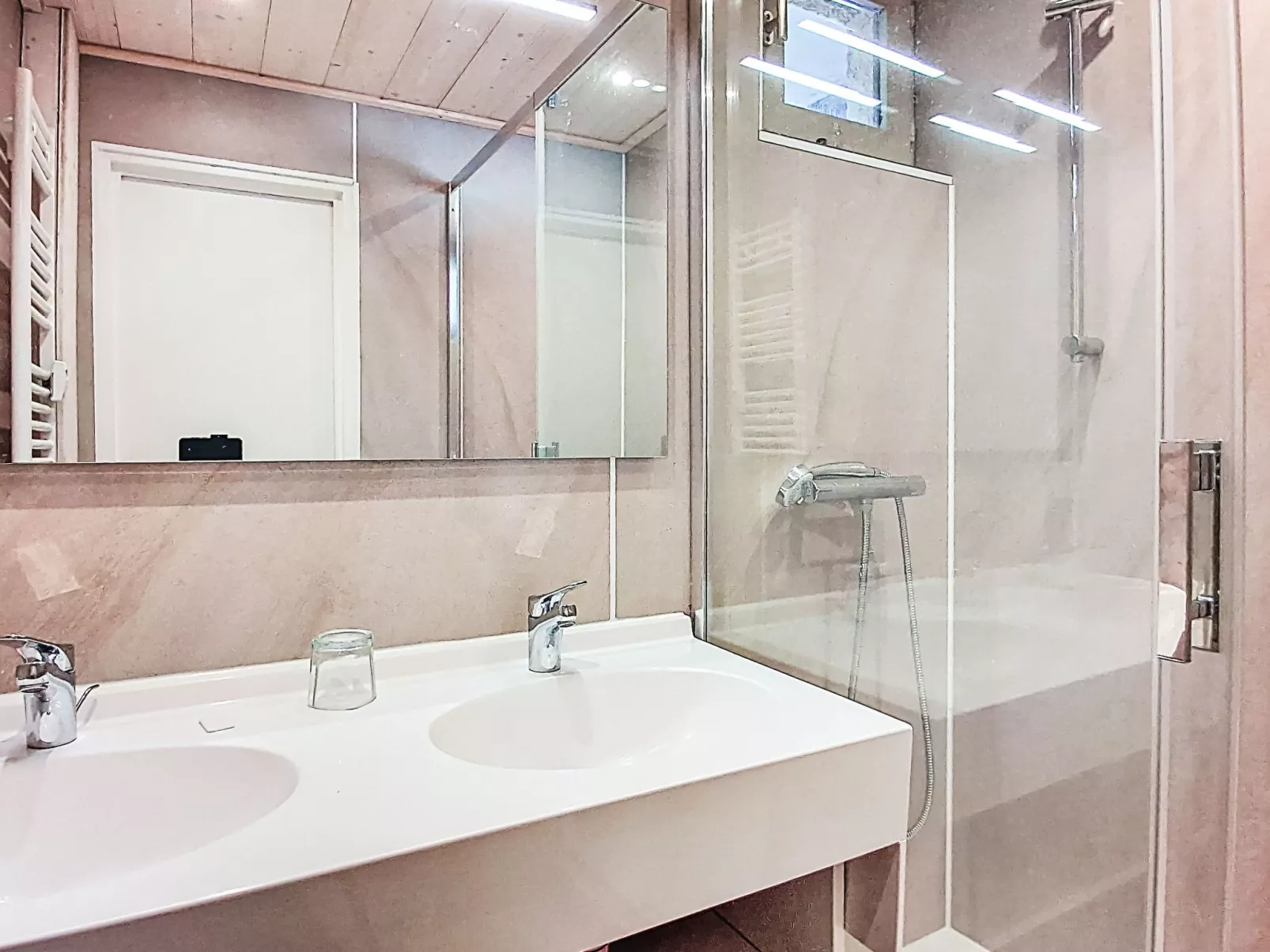 Le Pramecou (Val Claret)-Binnen