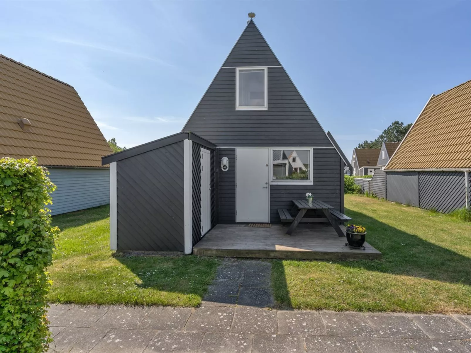 "Mijat" - 100m from the sea