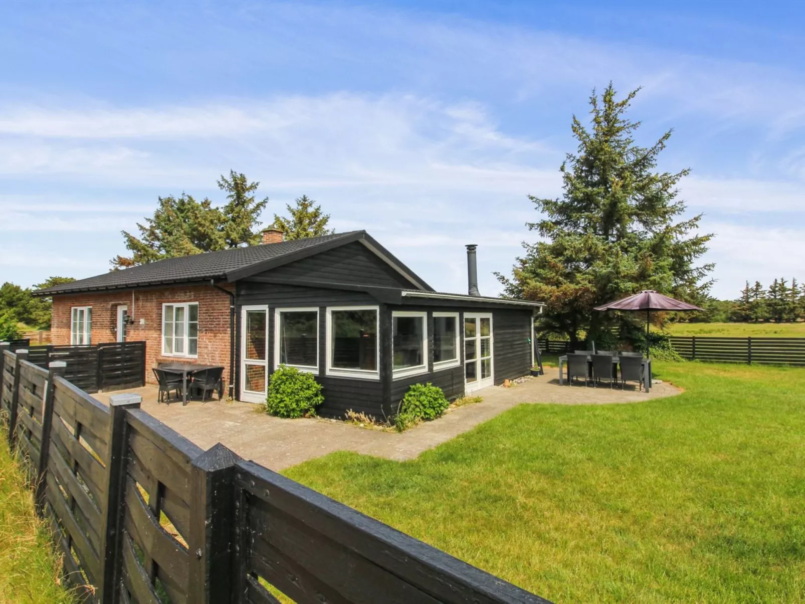 "Øvli" - 3.8km from the sea