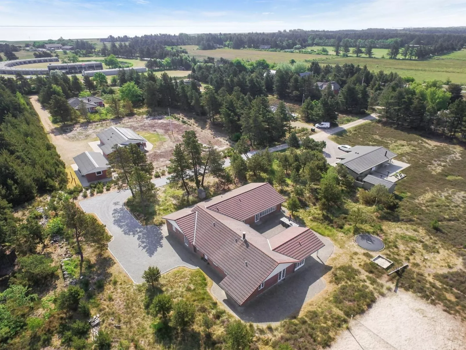 "Nana" - 4km from the sea