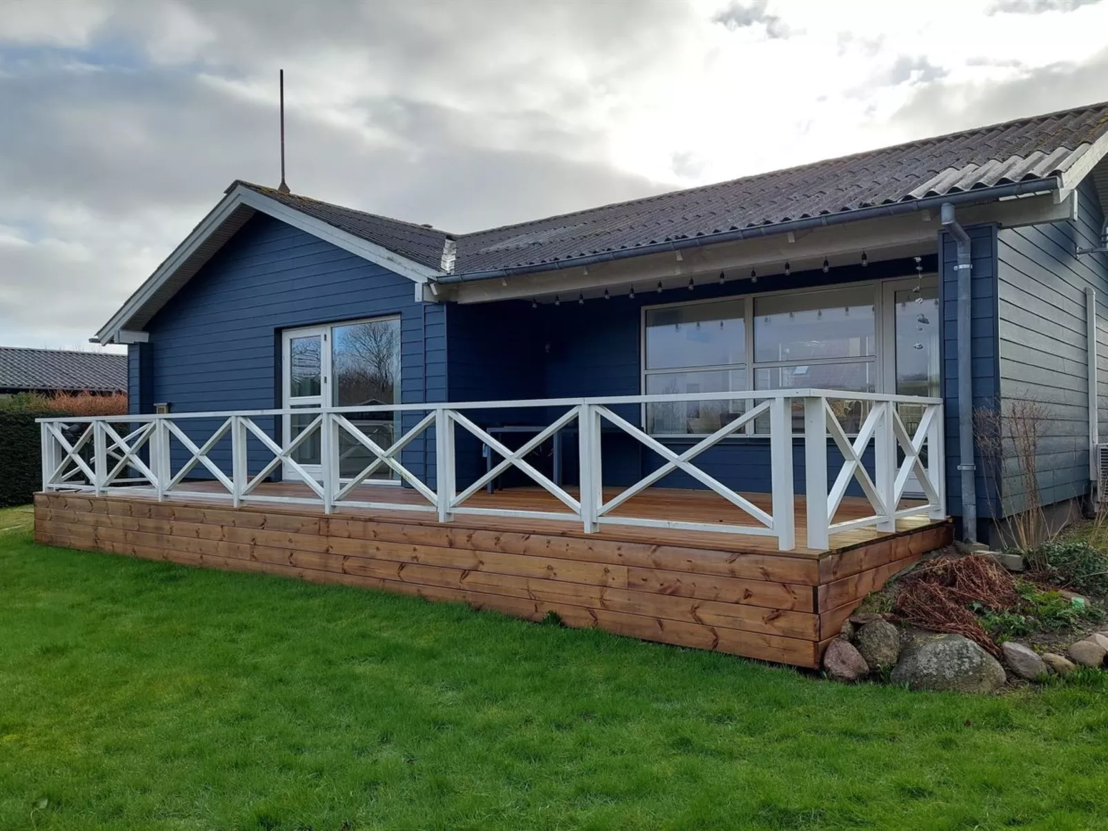 "Greth" - 500m from the sea