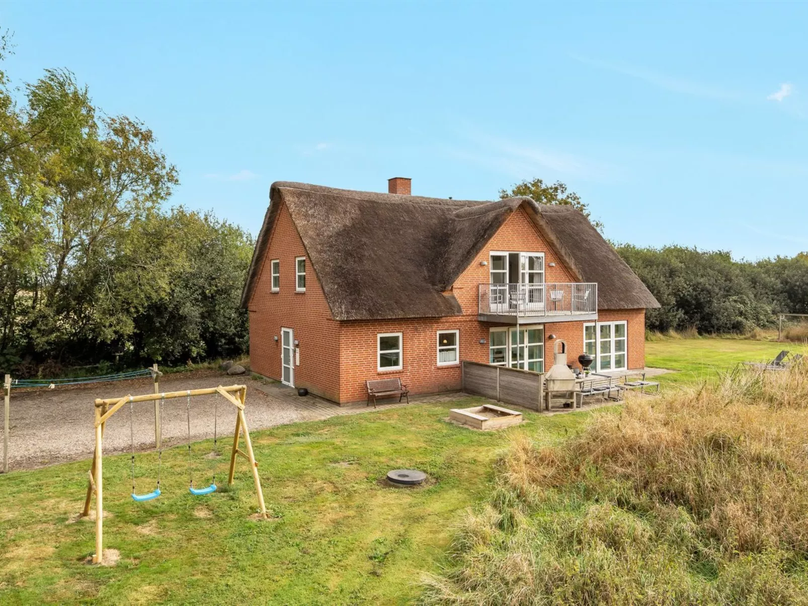 "Henrike" - 3.3km from the sea