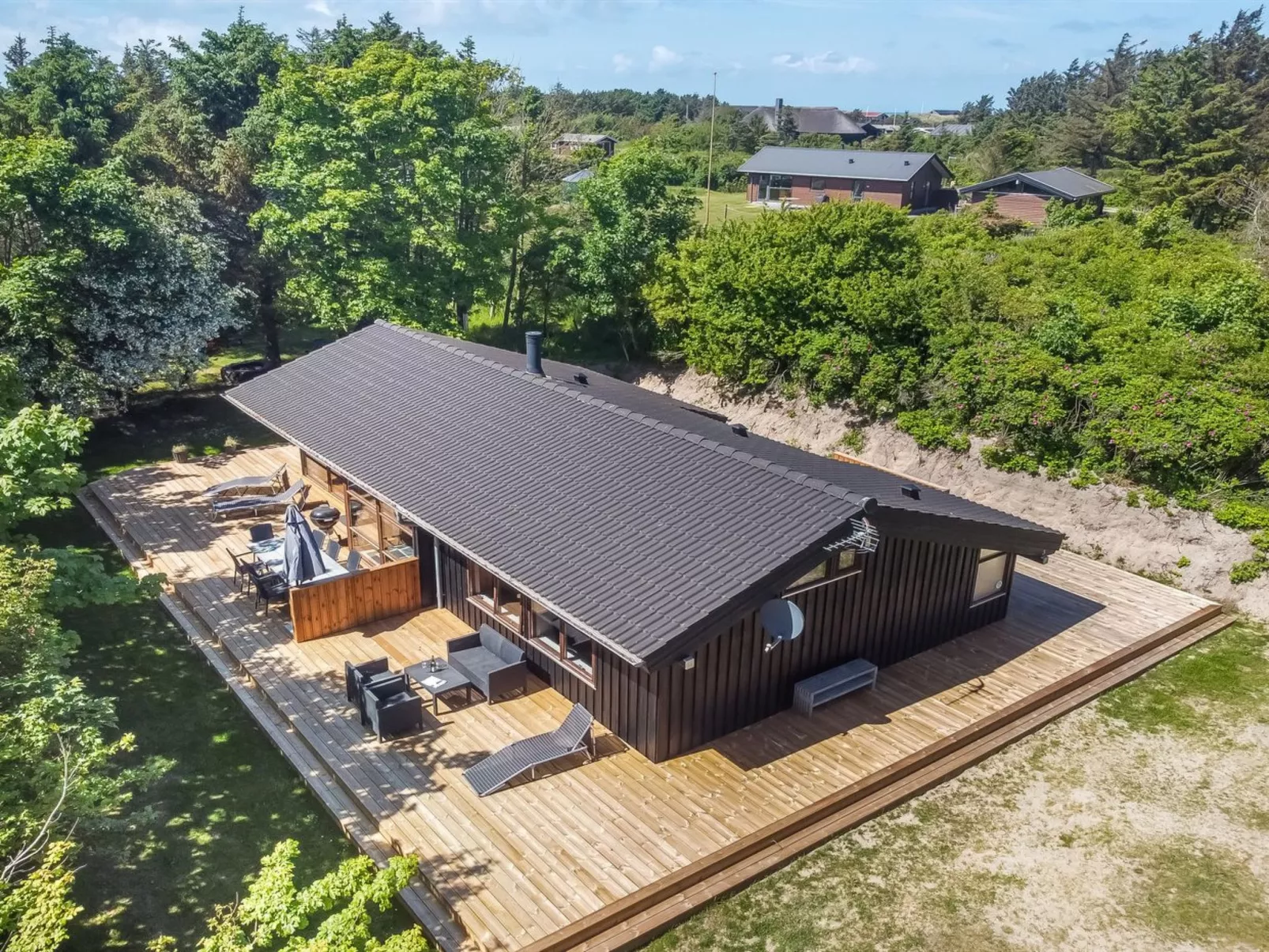 "Paulette" - 450m from the sea