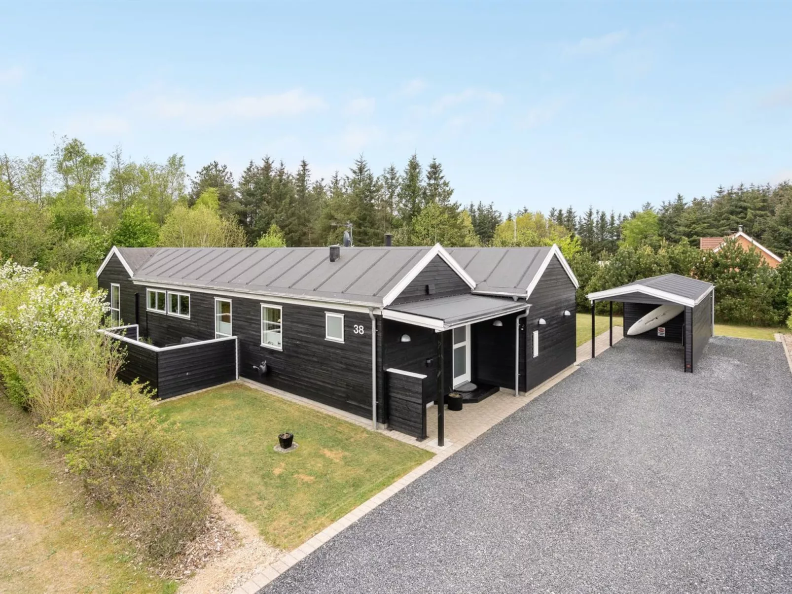 "Henriete" - 3.5km from the sea