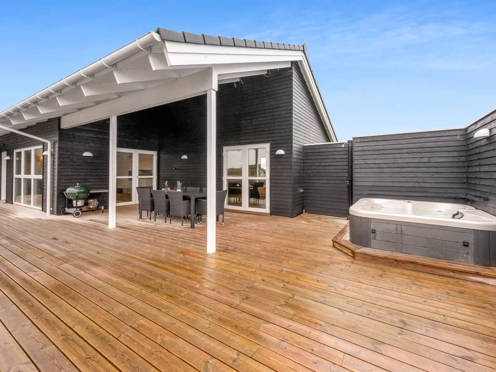 "Markku" - 400m from the sea