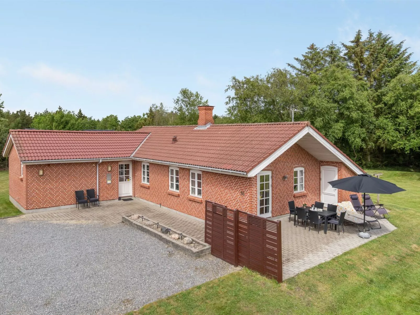 "Kalotta" - 3.2km from the sea