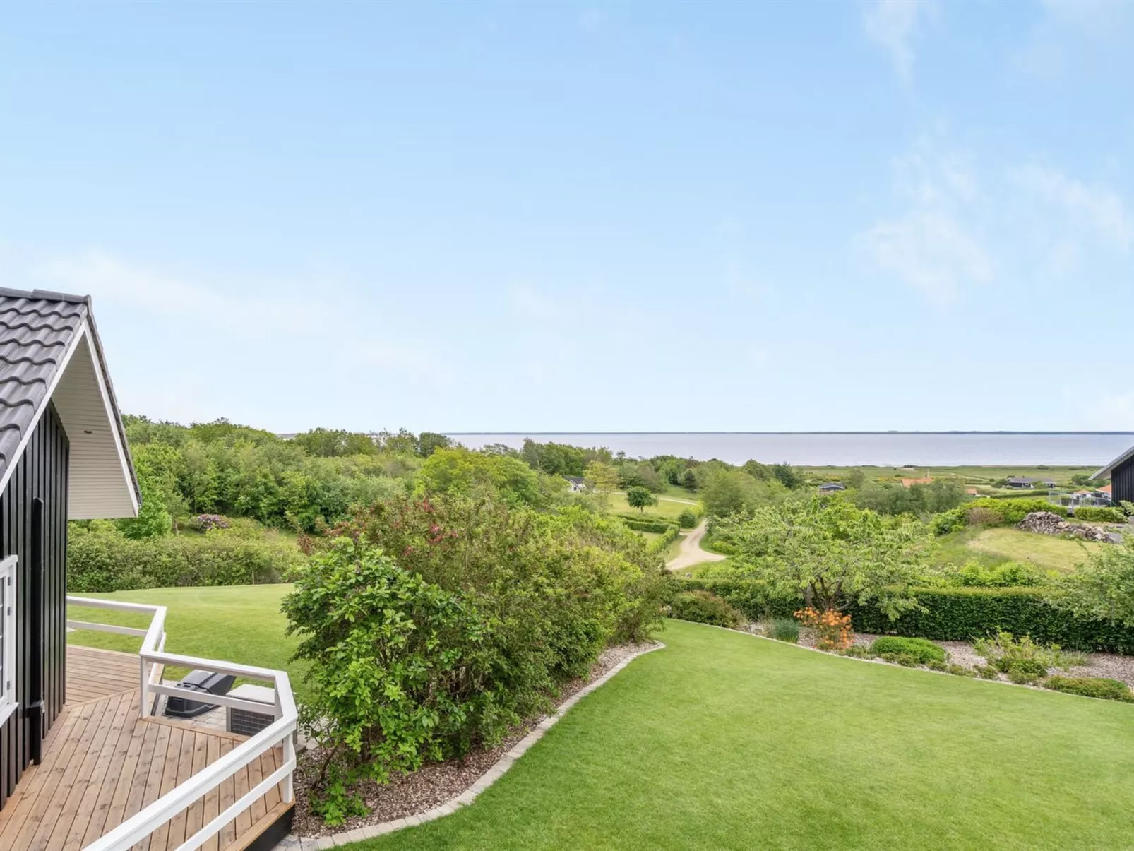 "Regnwald" - 400m to the fjord