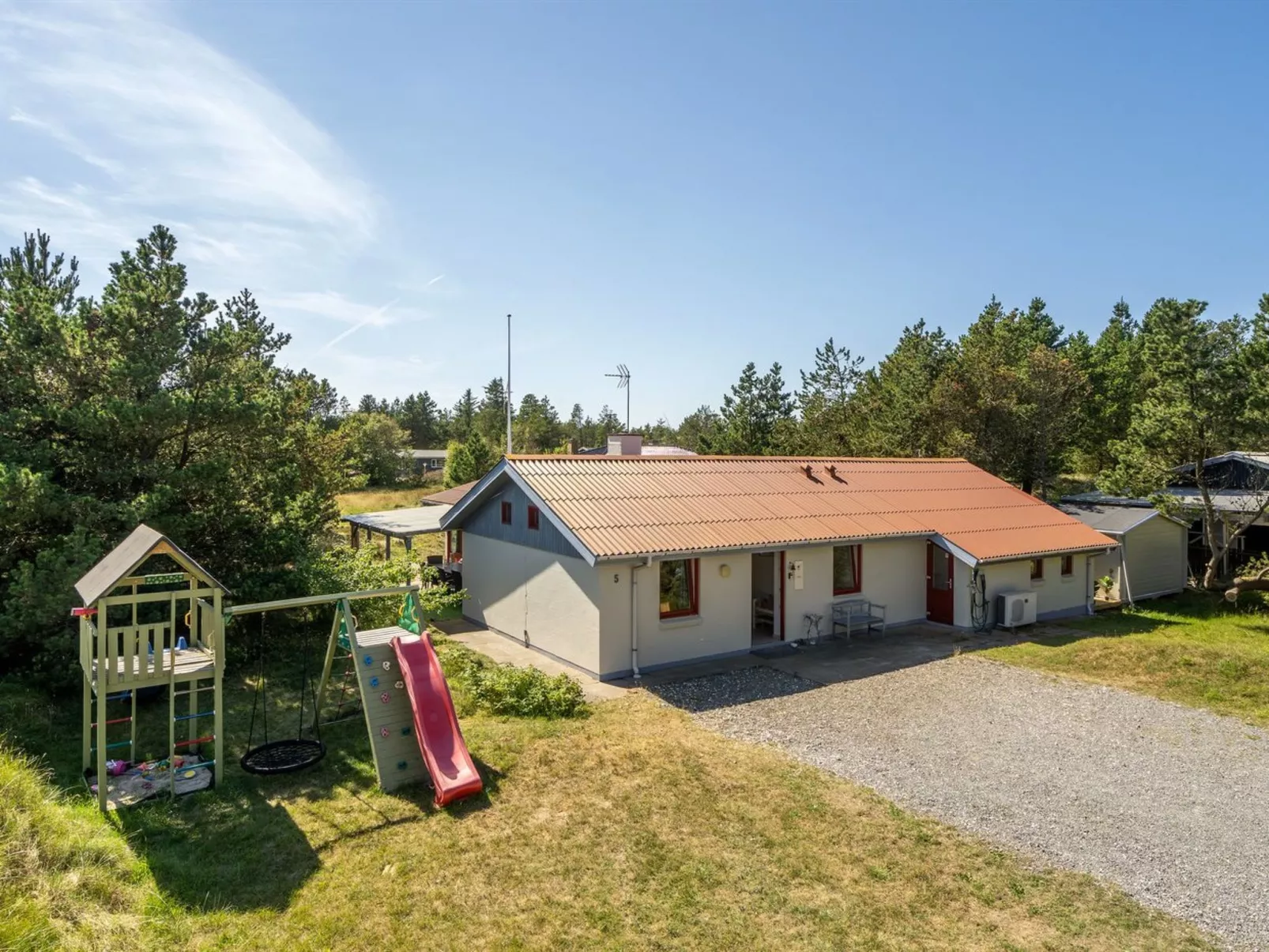 "Germund" - 900m from the sea