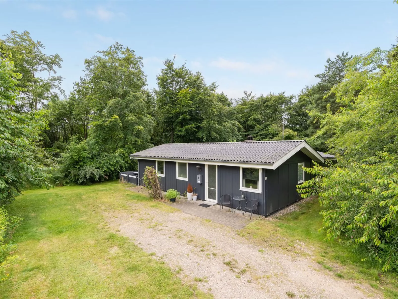 "Massie" - 30km from the sea