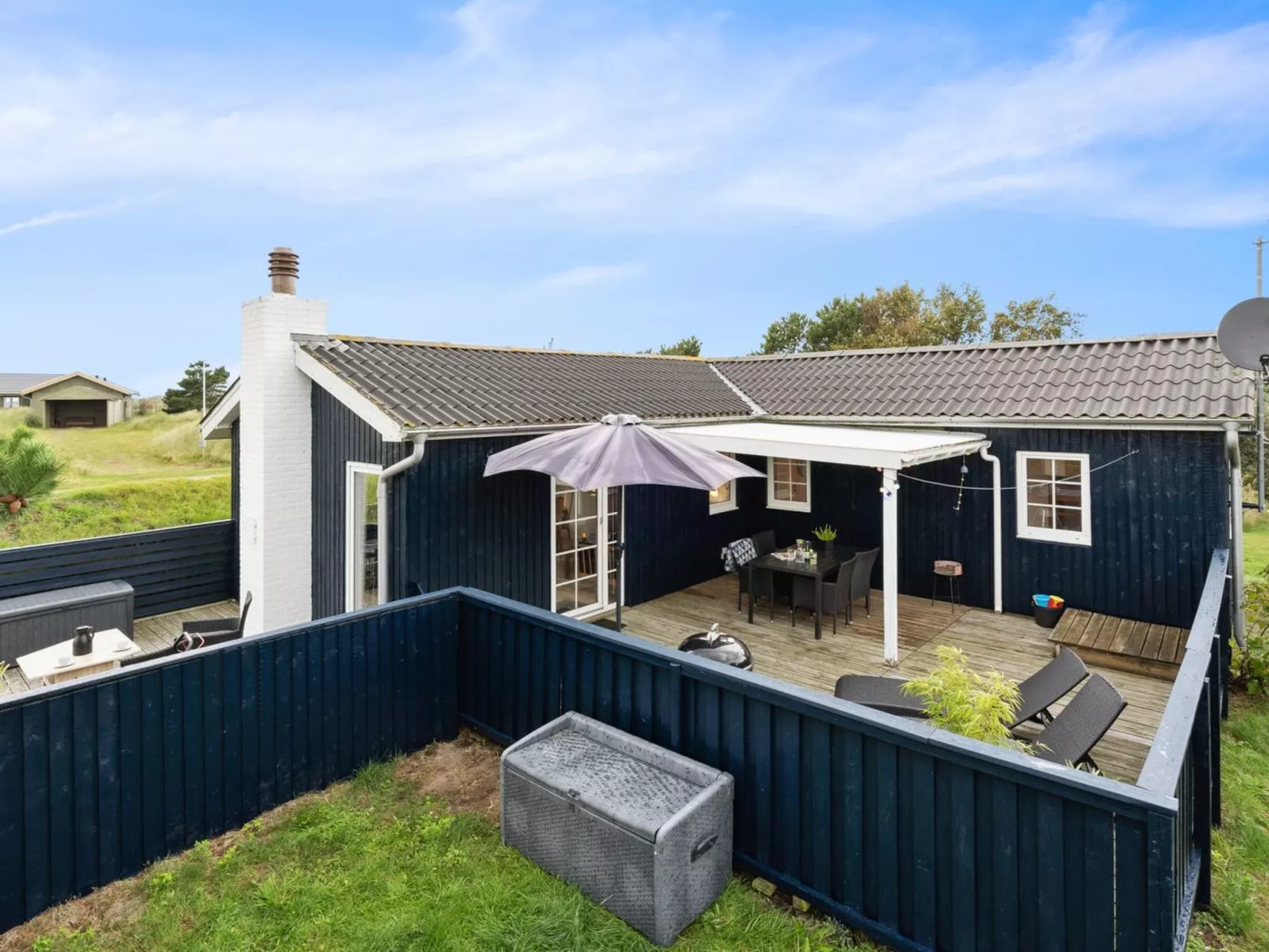 "Swana" - 550m from the sea