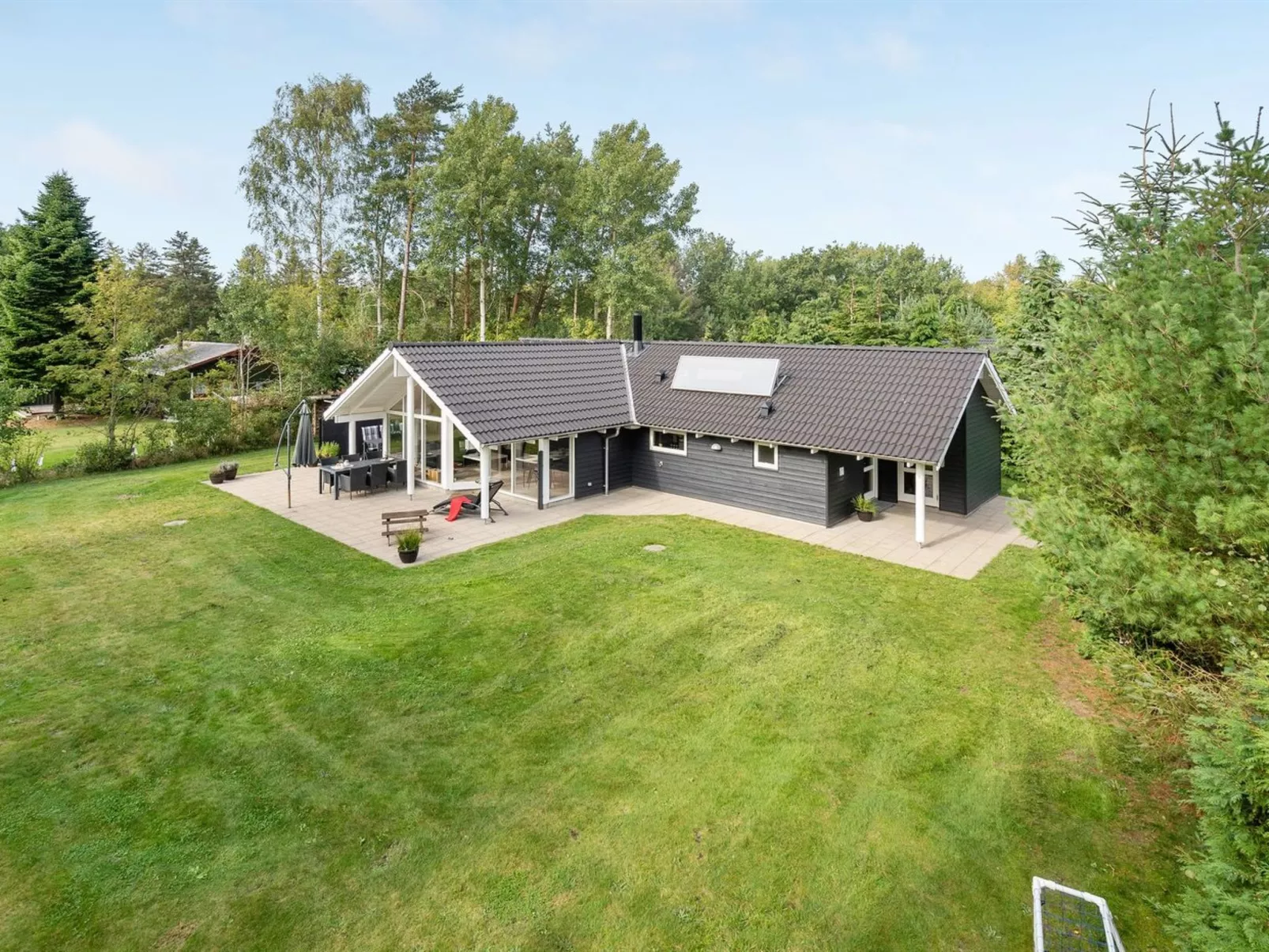 "Agved" - 1.5km from the sea