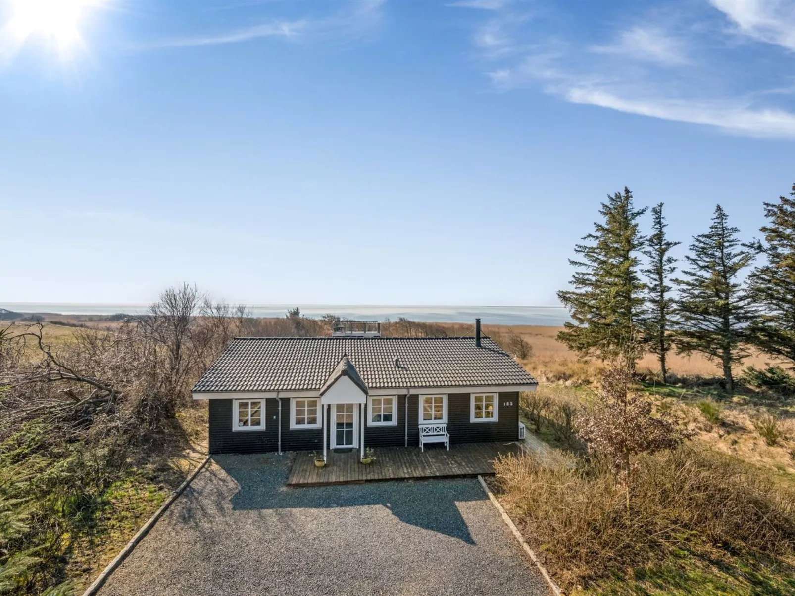 "Bjart" - 50m to the fjord