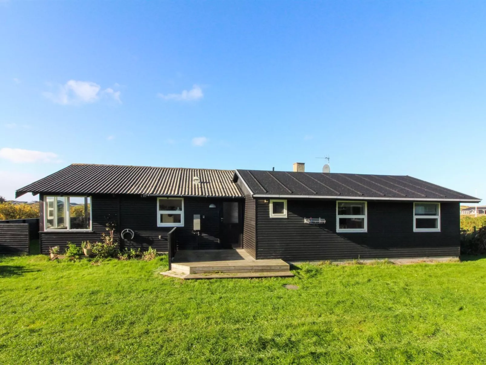 "Amarah" - 325m from the sea