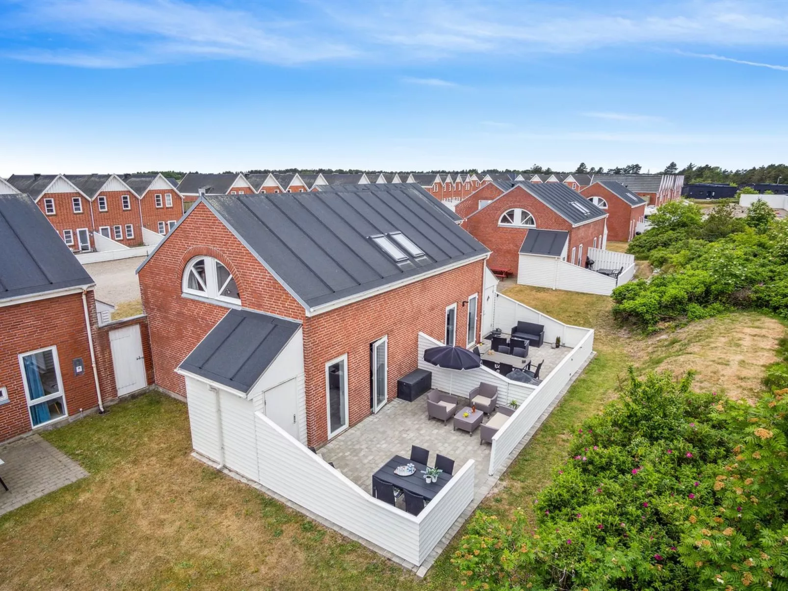 "Withulf" - 2.3km from the sea