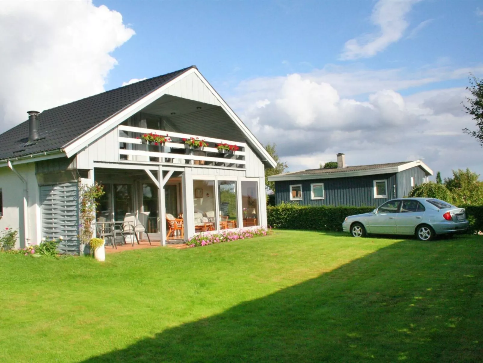 "Sauli" - 200m to the fjord