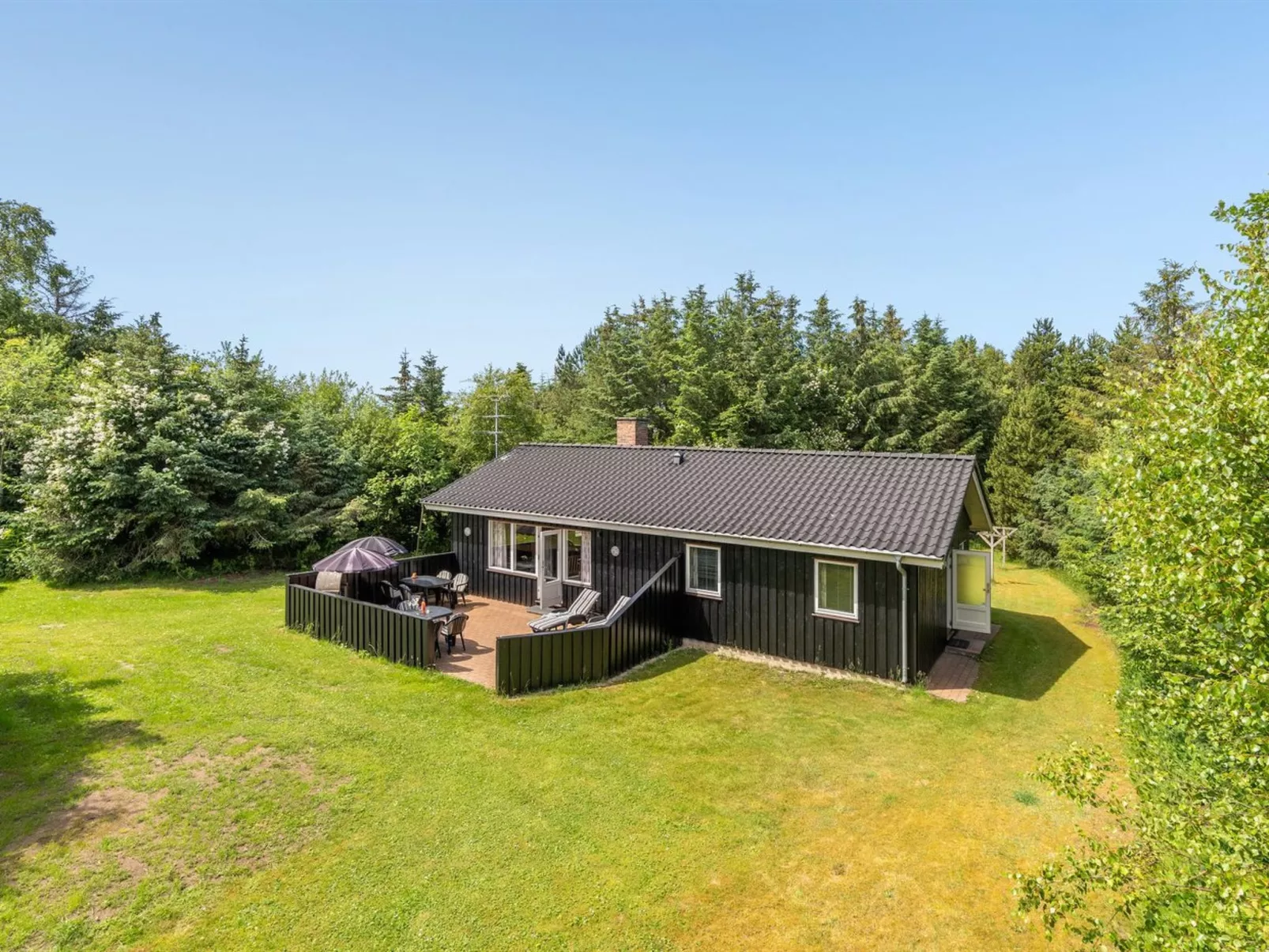 "Zenitha" - 300m from the sea