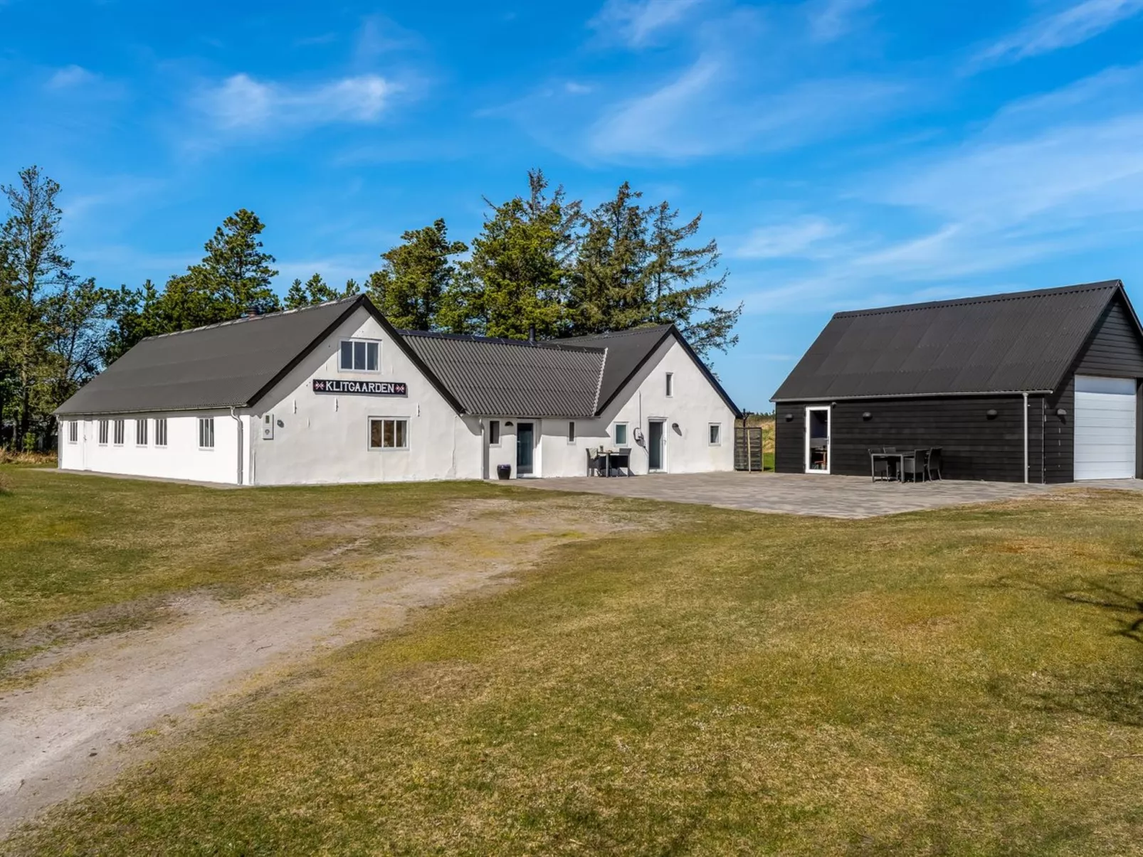 "Elisa" - 1.2km from the sea