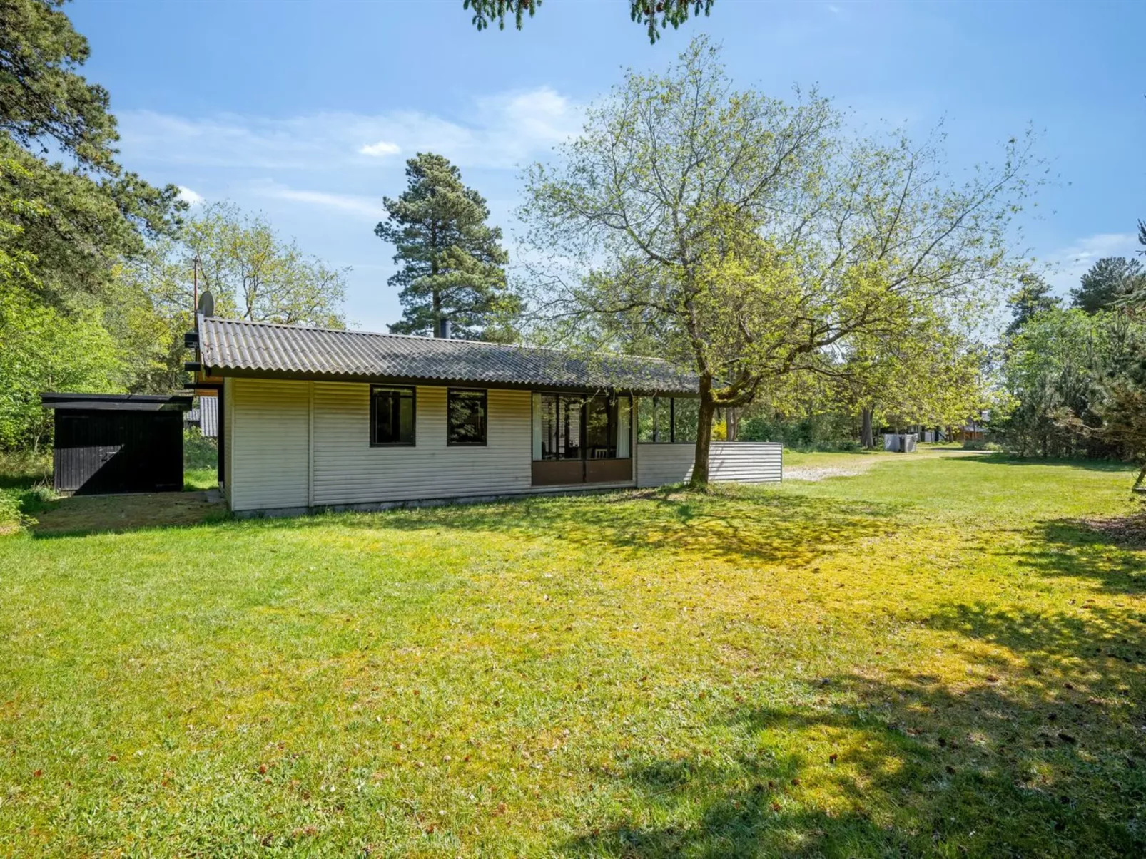 "Borghild" - 1.5km from the sea