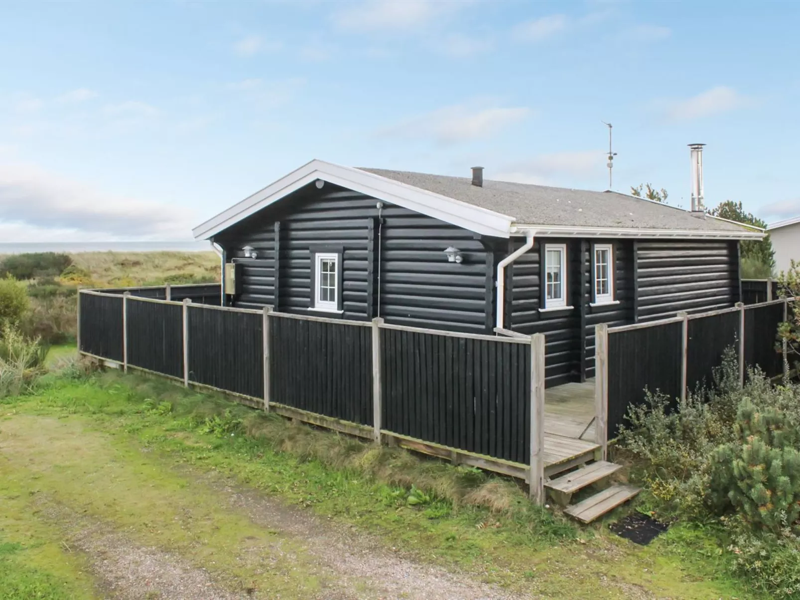 "Jenson" - 75m from the sea