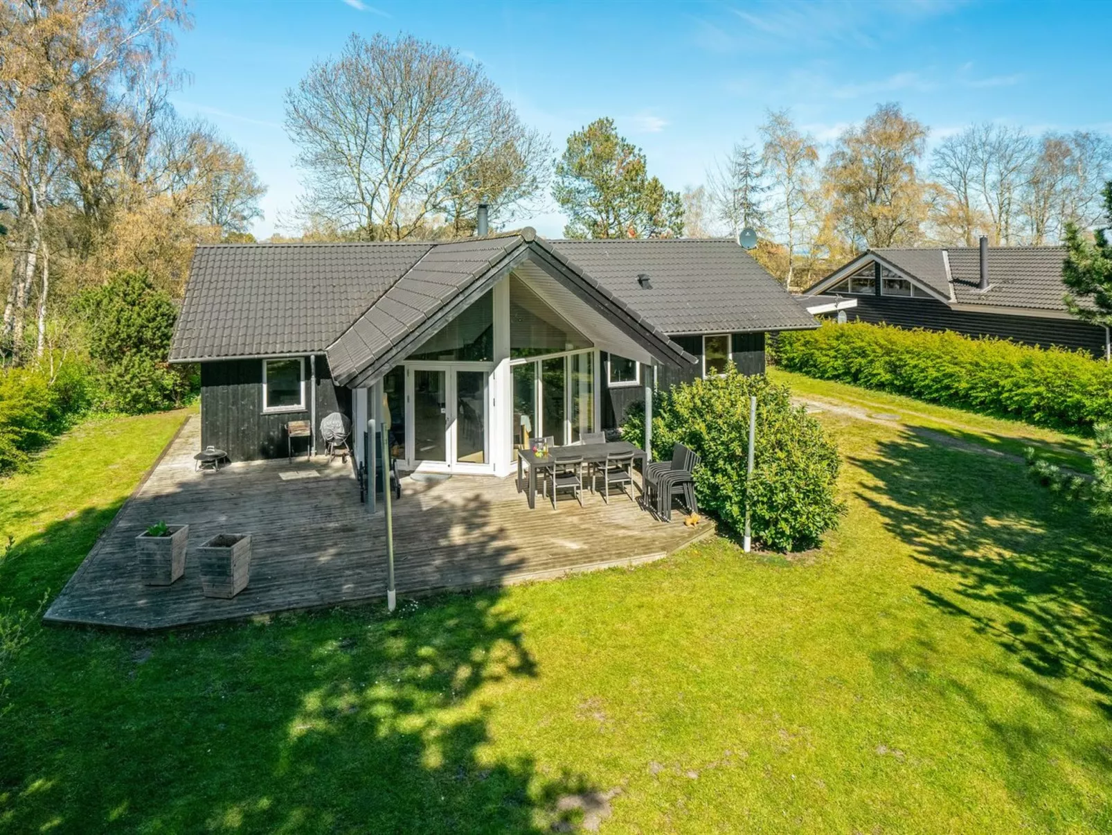 "Maira" - 150m from the sea