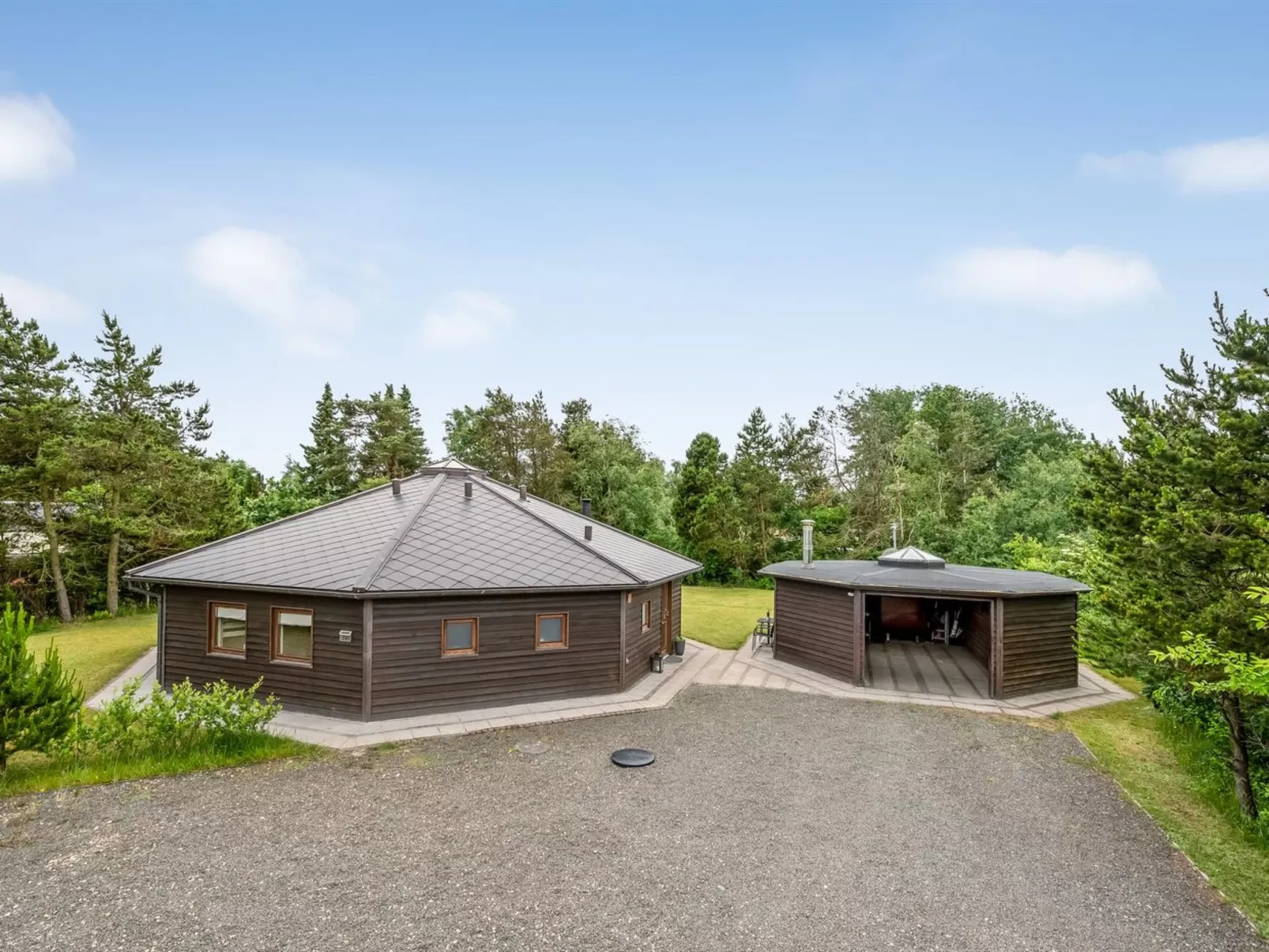 "Reiner" - 300m to the fjord