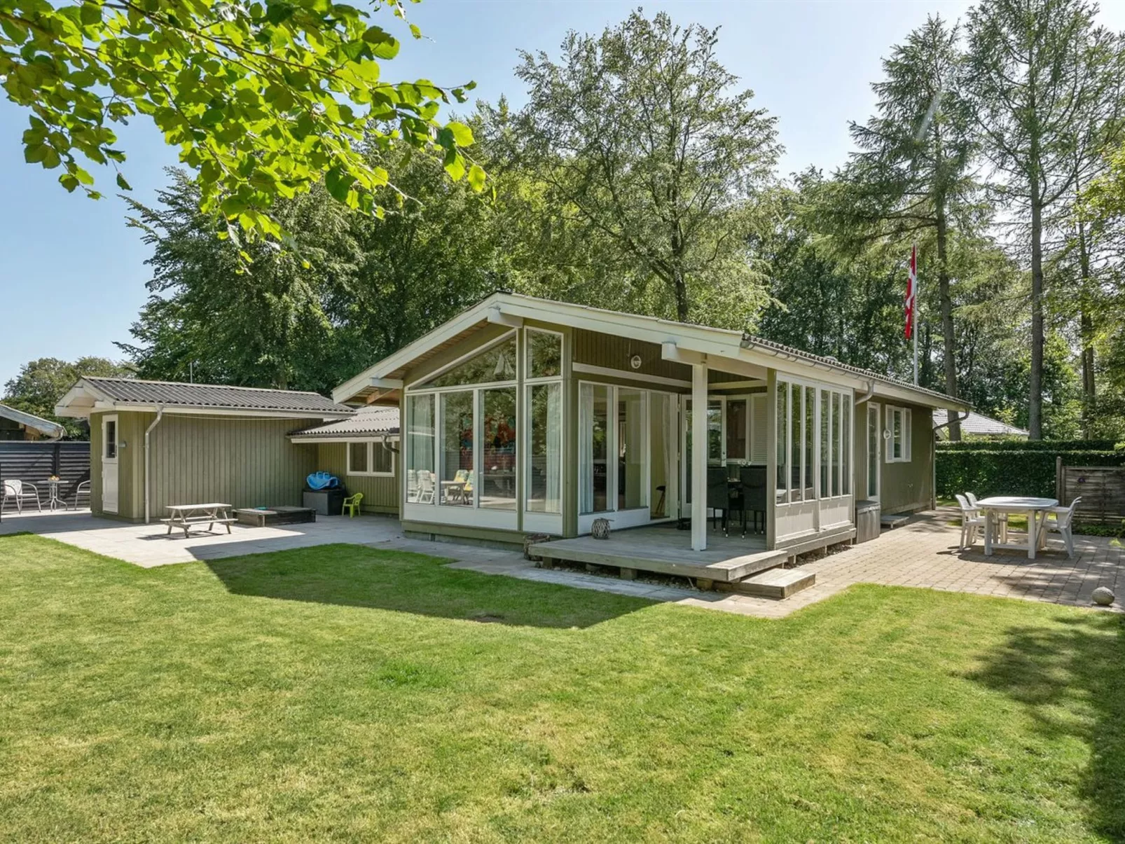 "Eriksine" - 150m from the sea