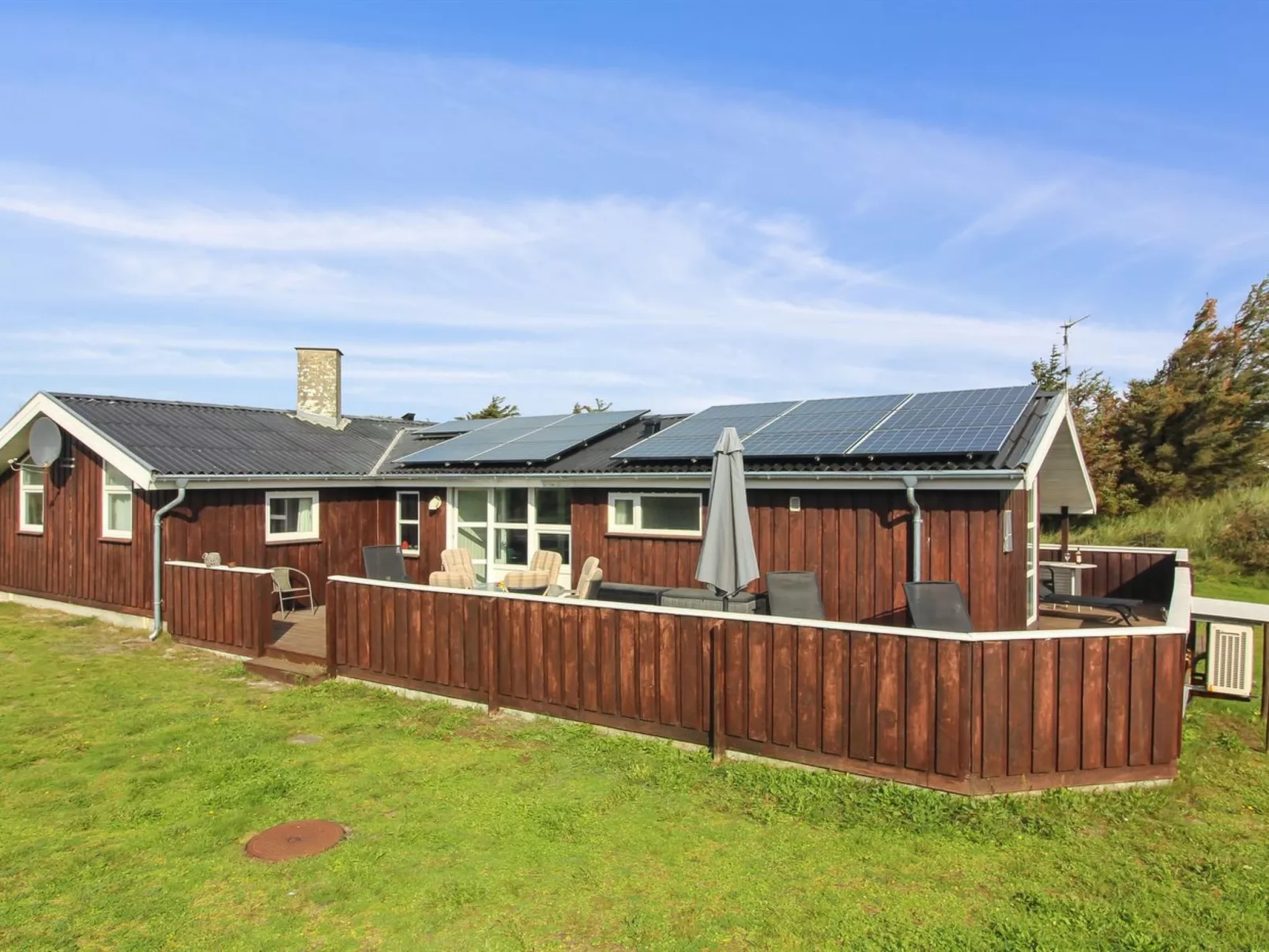 "Larisa" - 250m from the sea