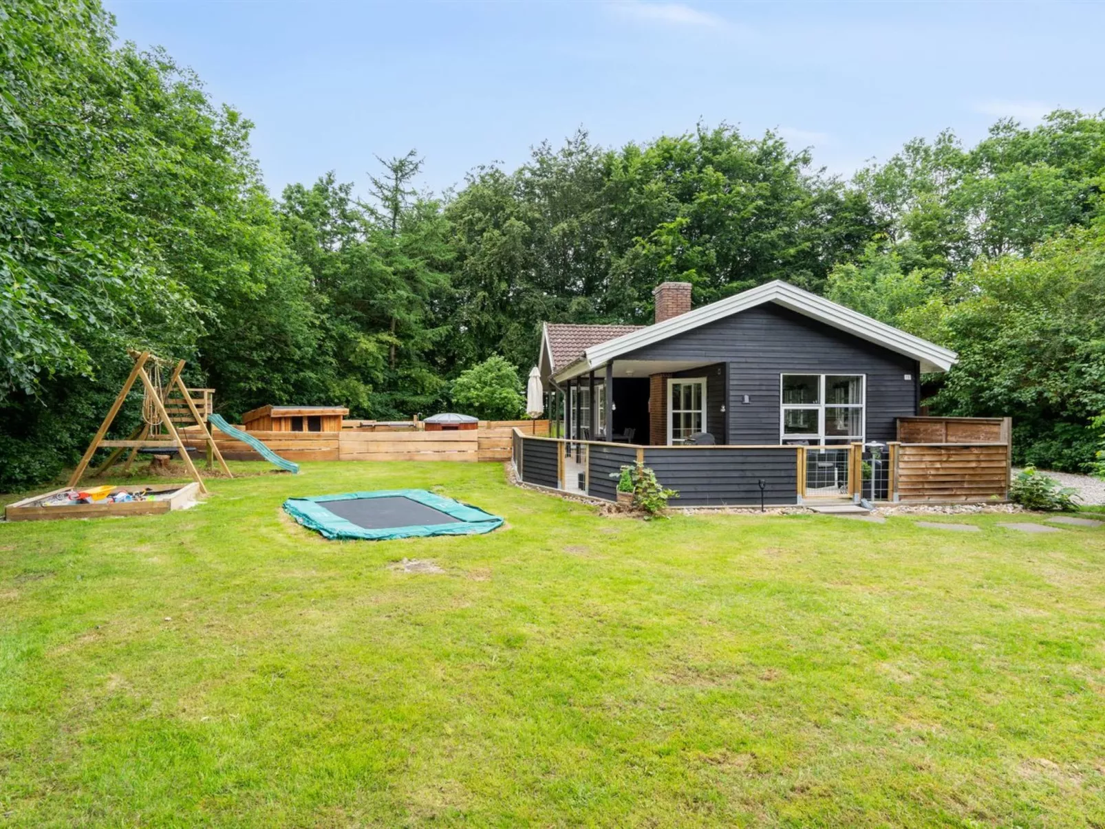 "Helghi" - 30km from the sea