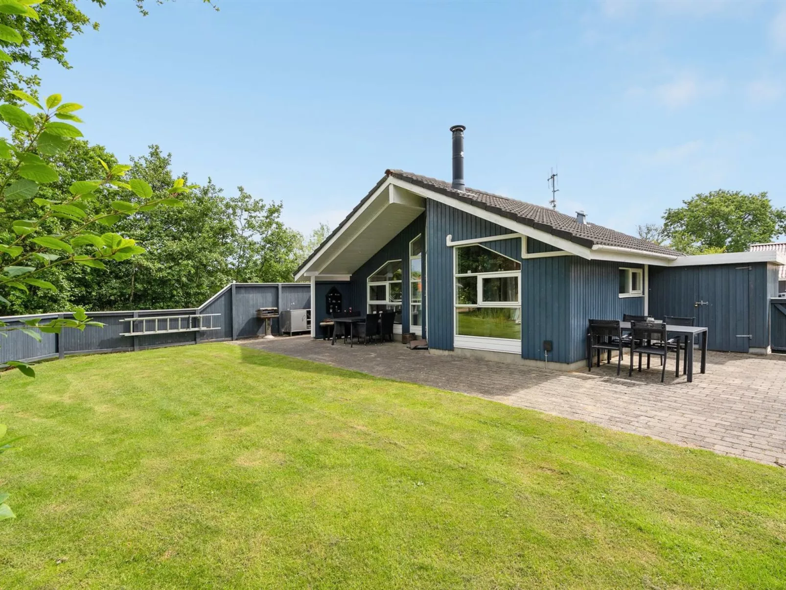 "Jarik" - 1.2km to the fjord