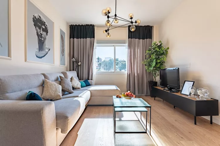 CT 247 -  Faro's Paradise Colors in Torremolinos