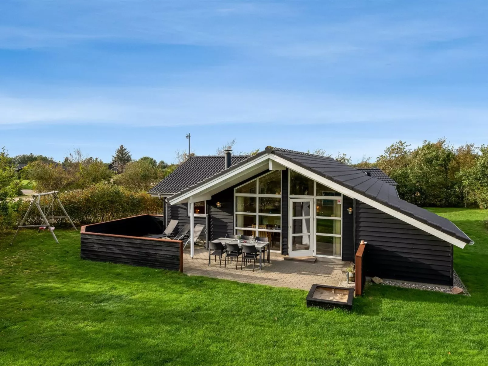 "Lillemor" - 800m to the fjord