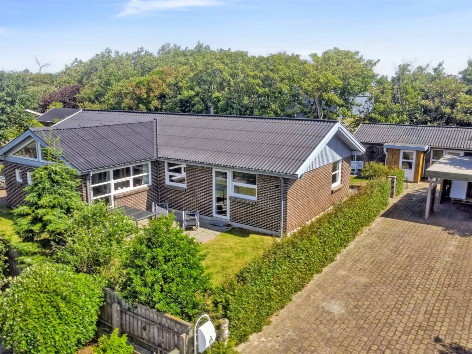 "Erle" - 1.5km from the sea