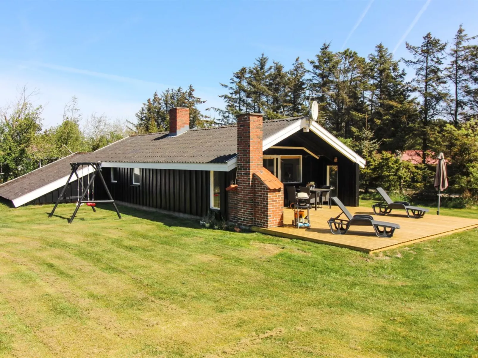 "Weland" - 800m from the sea