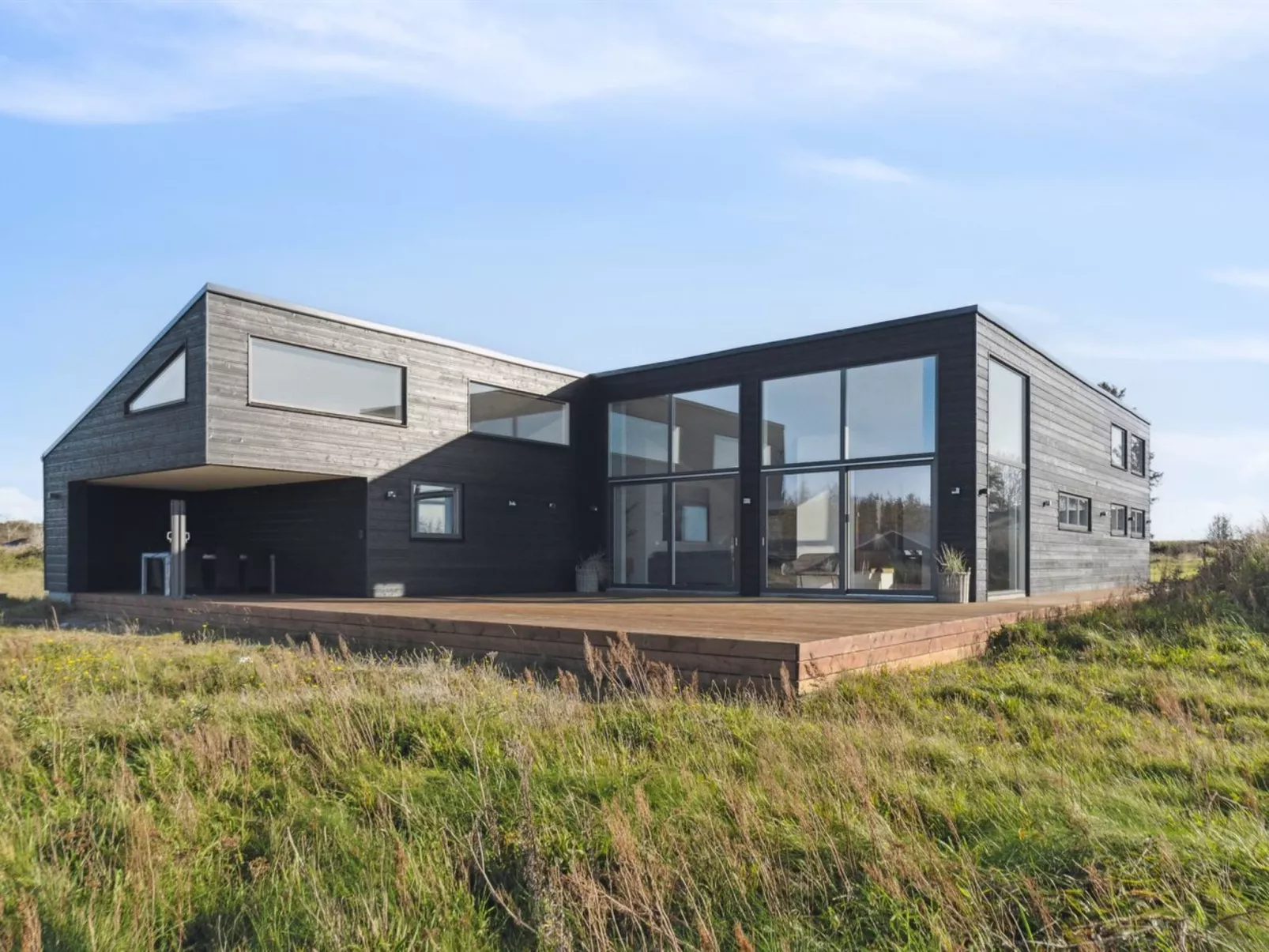 "Fridhild" - 1.5km from the sea