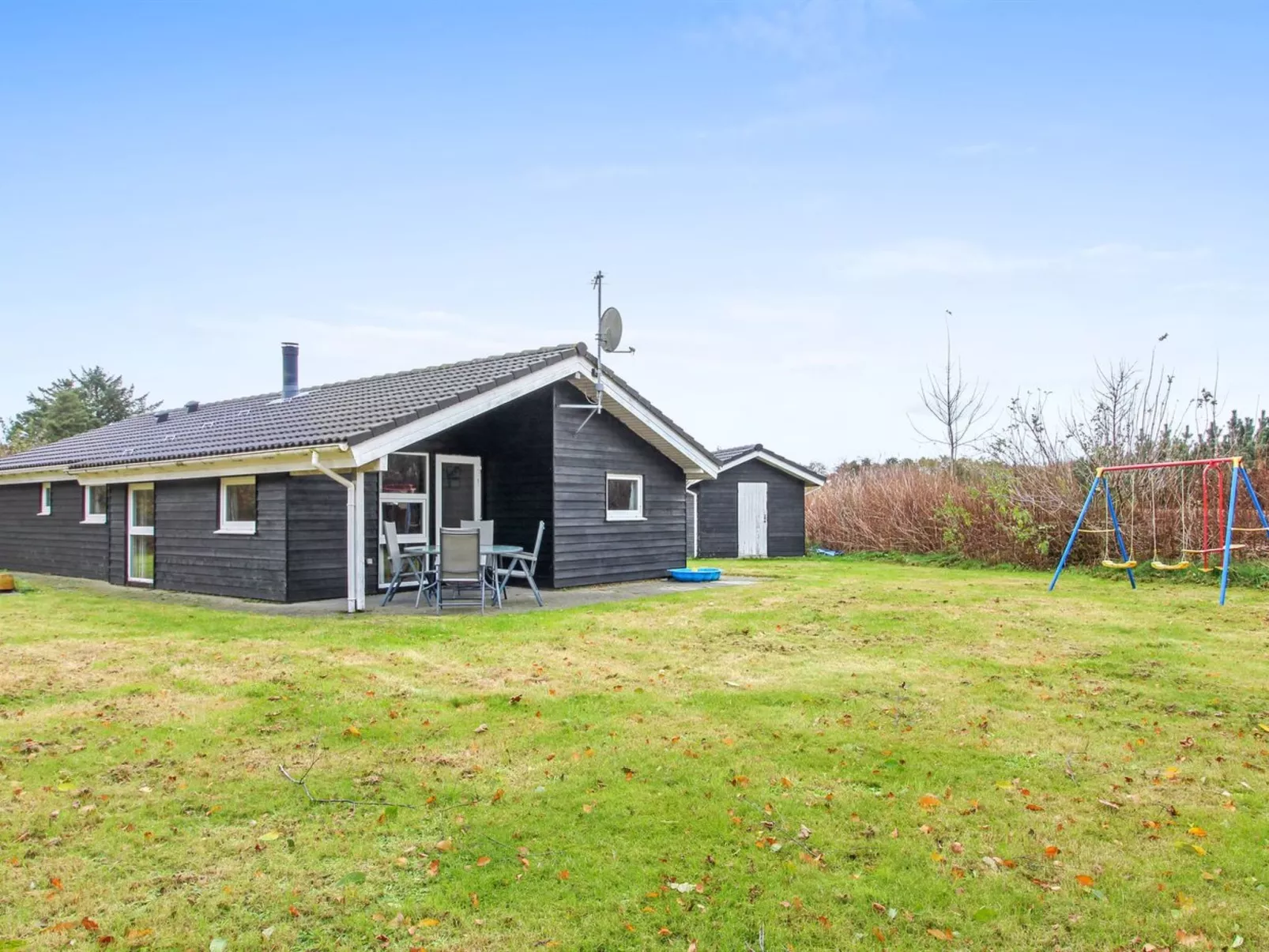 "Aviaja" - 12km from the sea