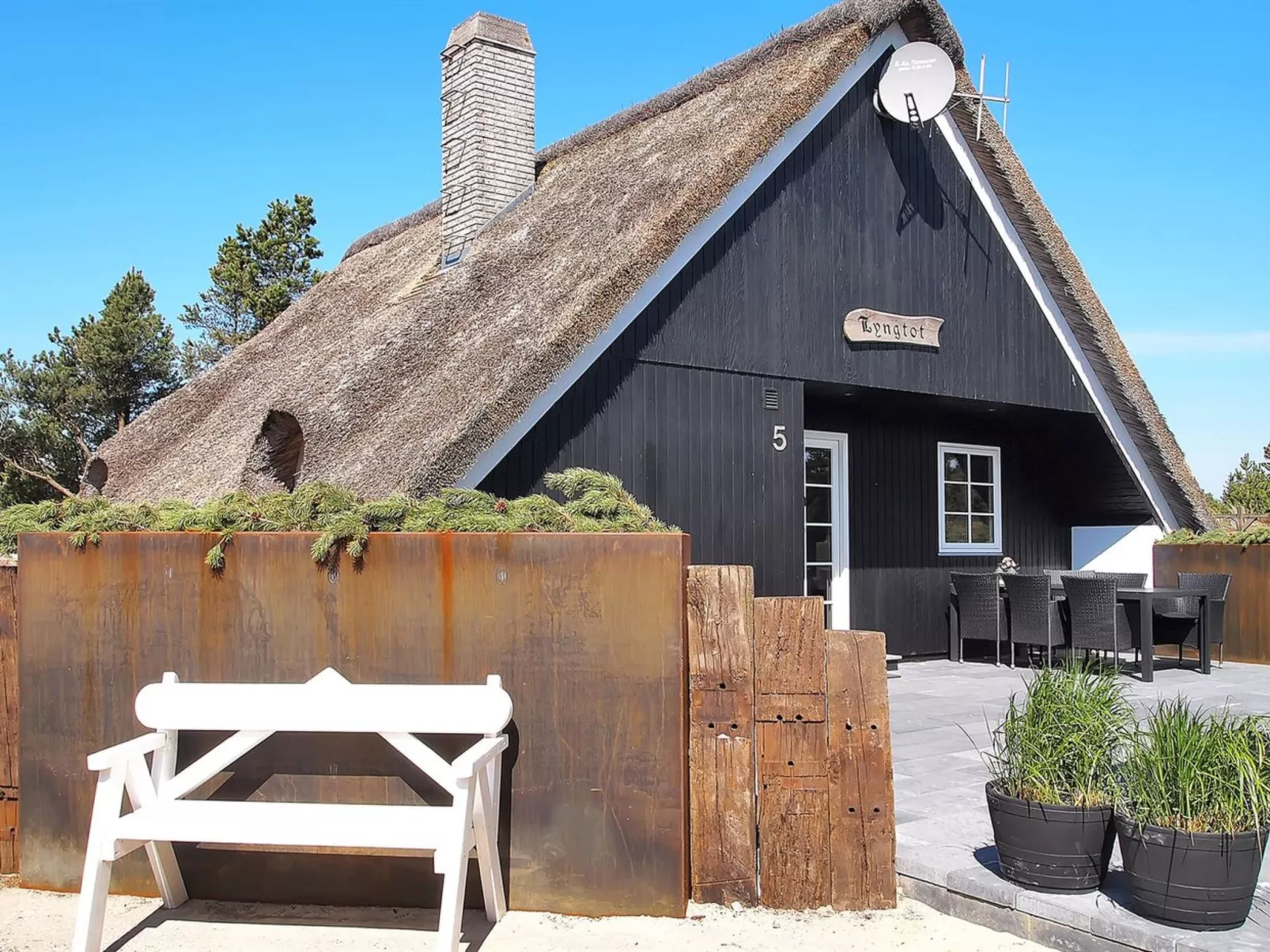 "Rasmina" - 1.2km from the sea