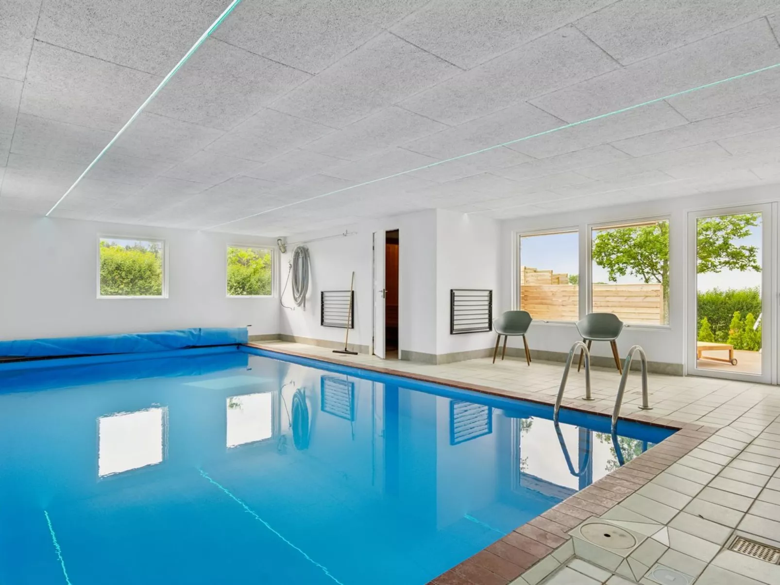 "Neele" - 800m from the sea