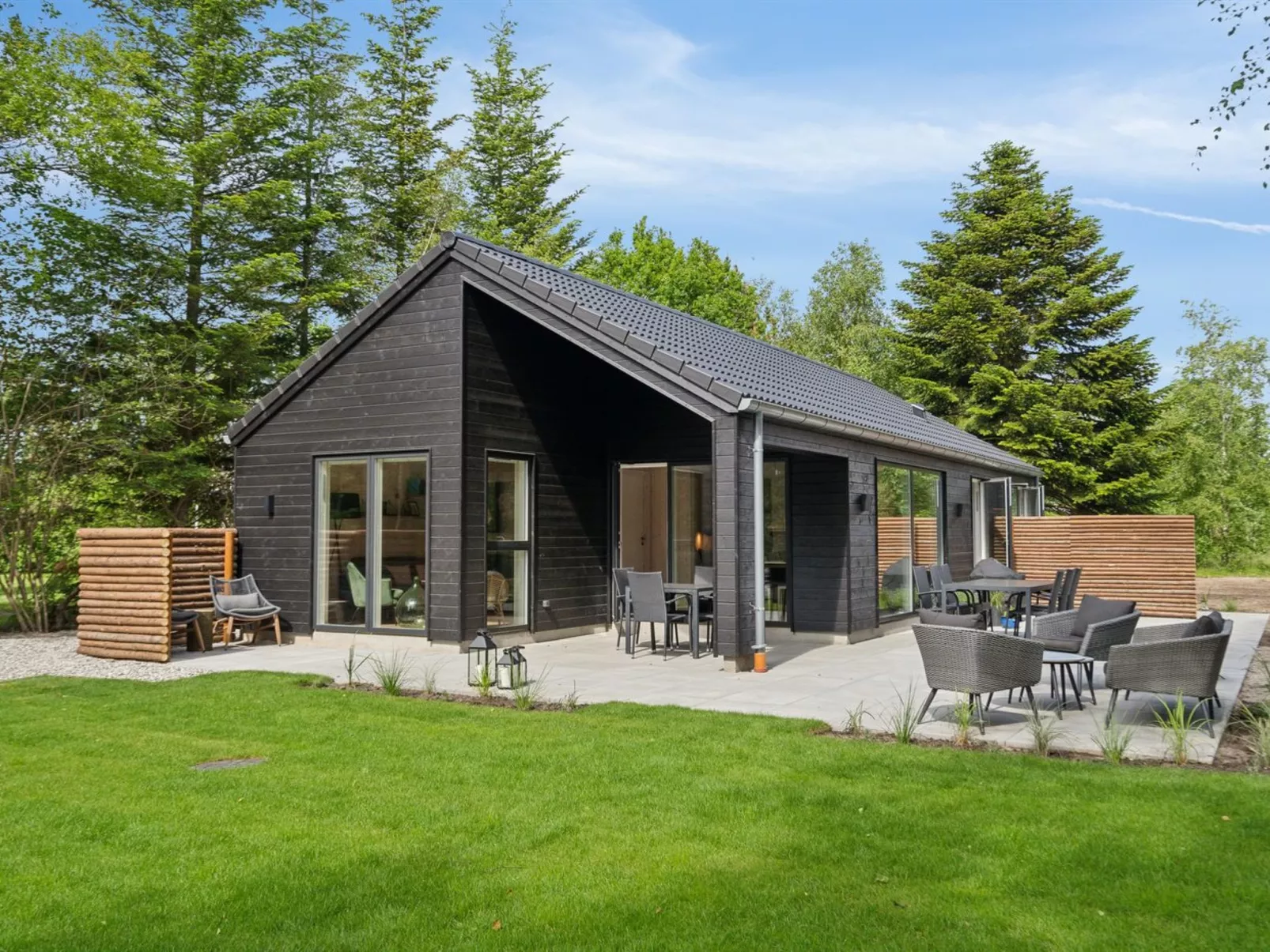 "Laina" - 250m from the sea