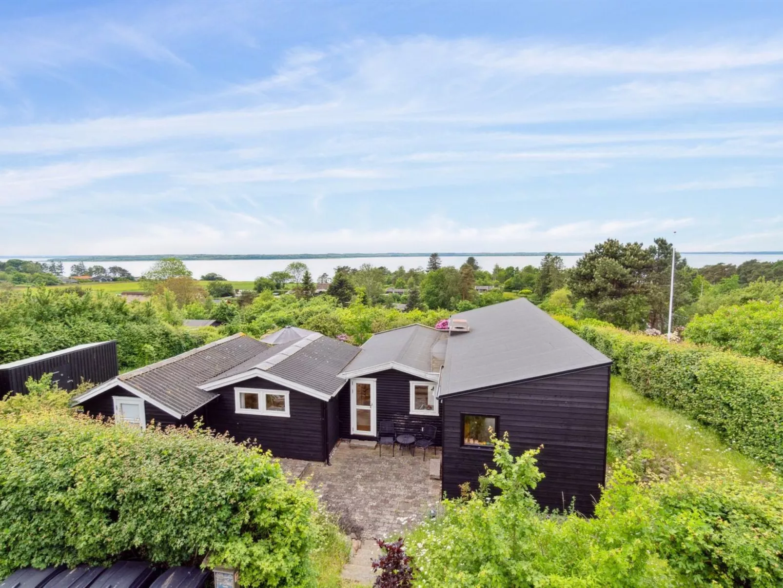 "Skamhals" - 440m to the fjord