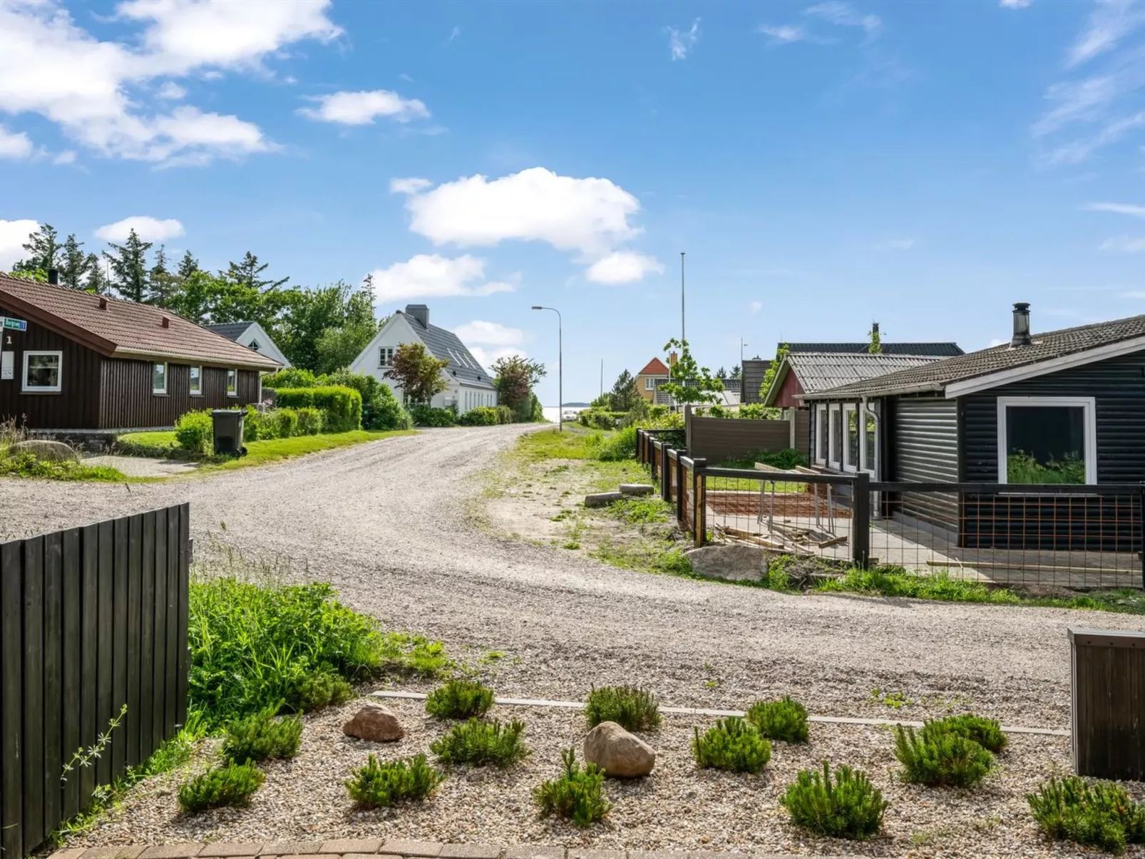 "Eino" - 150m from the sea