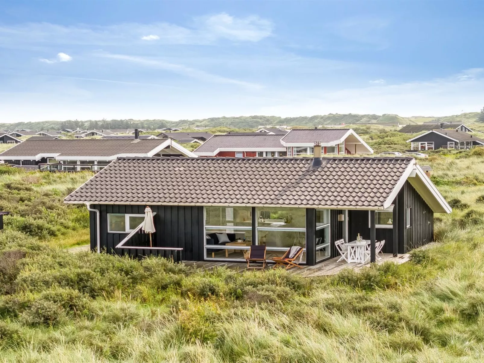 "Nuka" - 400m from the sea