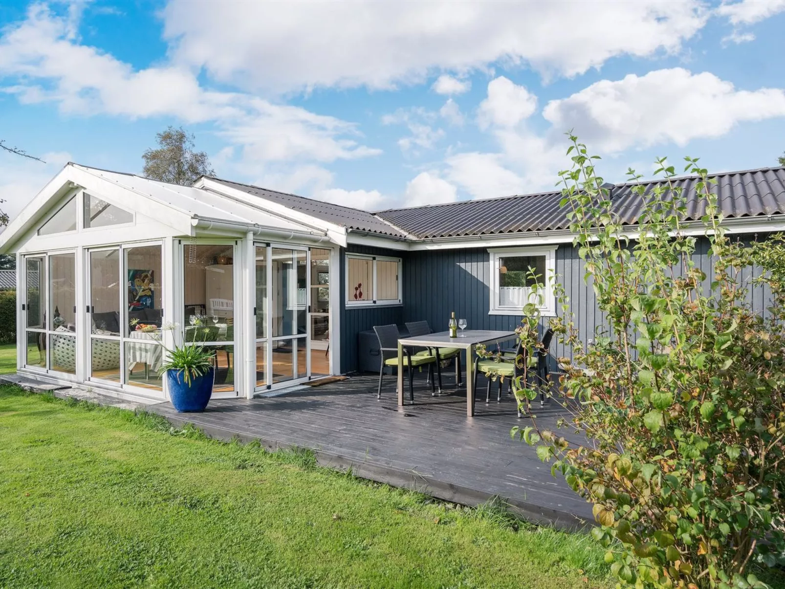 "Leani" - 200m from the sea