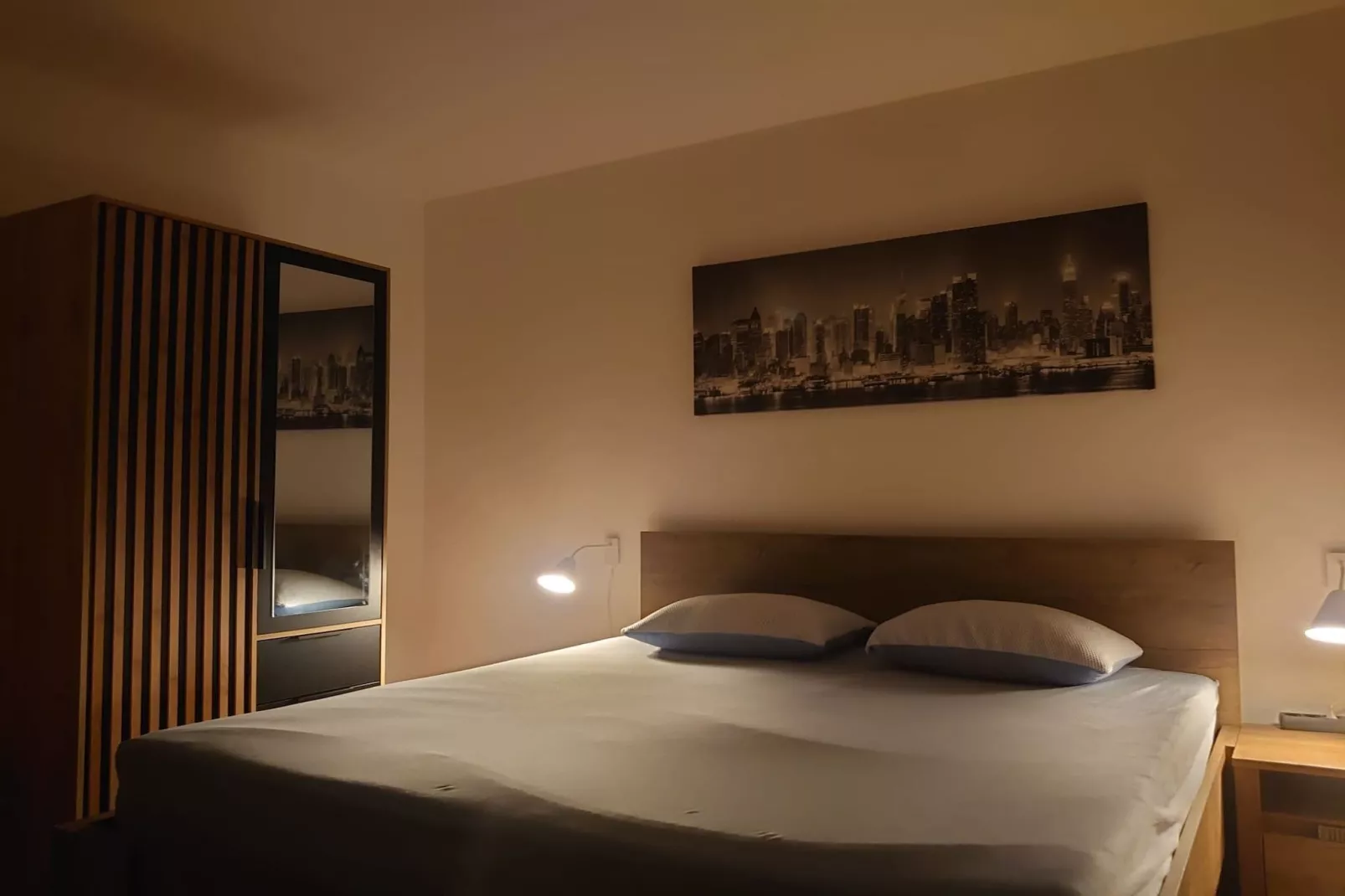 Villa Peragić - Triple Room with Balcony and Private External Bathroom