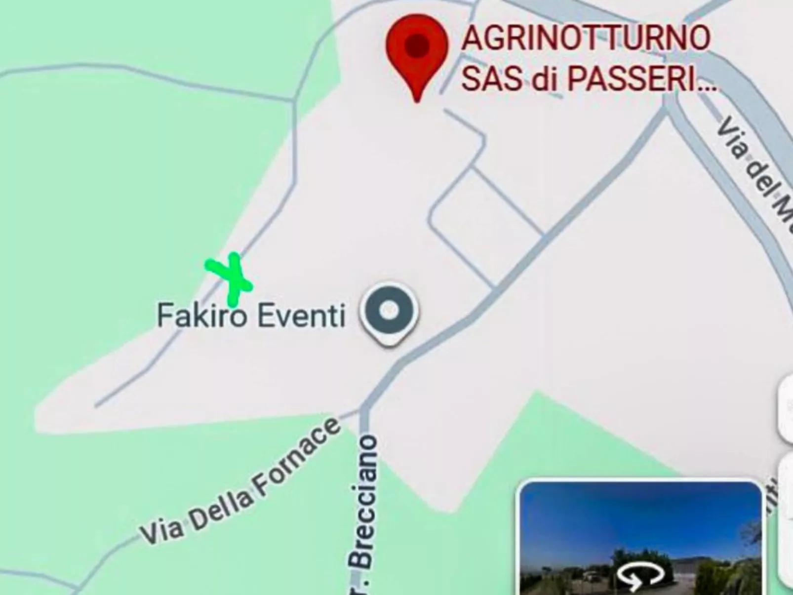 Mike's Dinghy House-Buiten