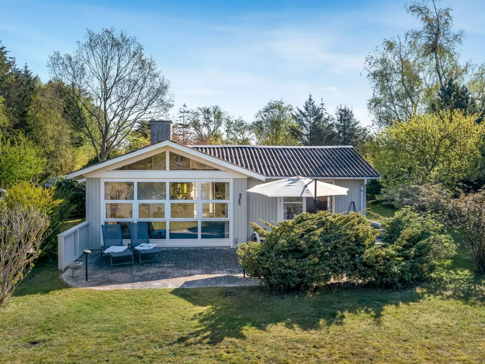 "Jalina" - 500m from the sea