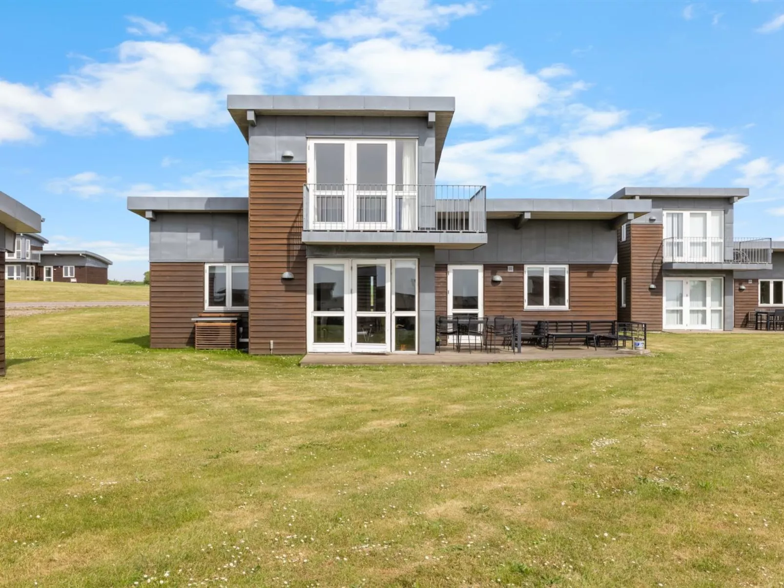 "Wilmar" - 380m from the sea