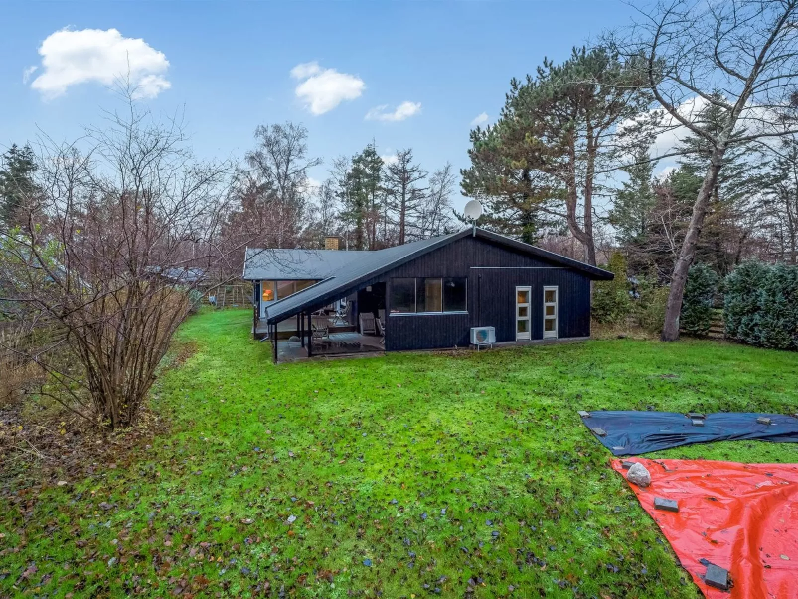 "Floora" - 20m from the sea