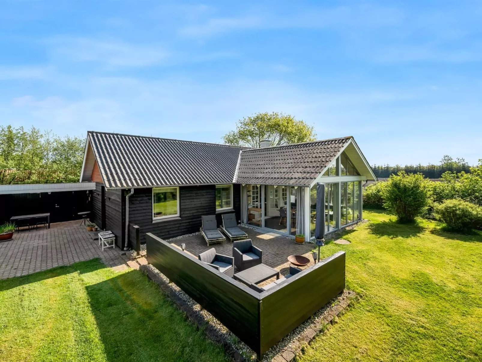 "Fido" - 500m to the fjord