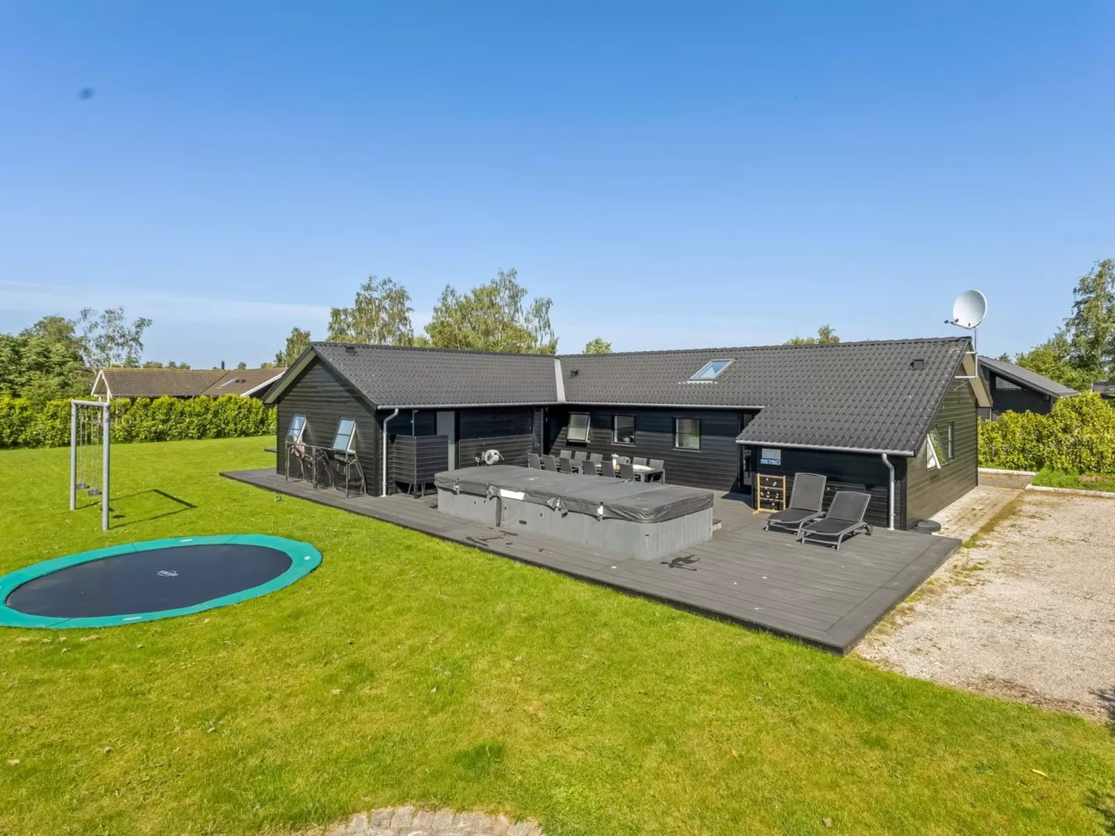 "Bernadine" - 500m from the sea