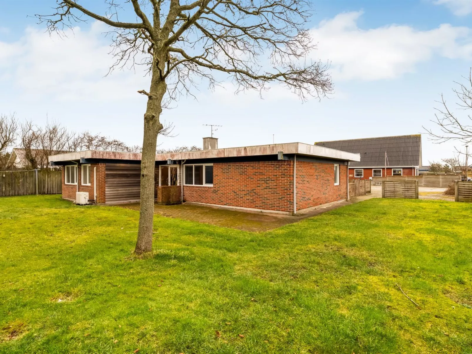 "Withulf" - 500m to the fjord